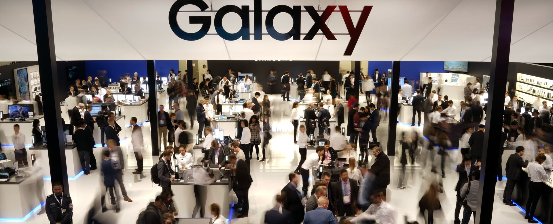 MWC 2017 Galaxy AR Experience